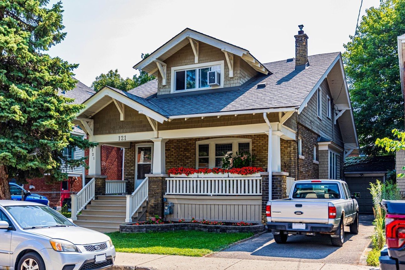 121 Eastbourne Avenue, Hamilton, On L8m 2m9
