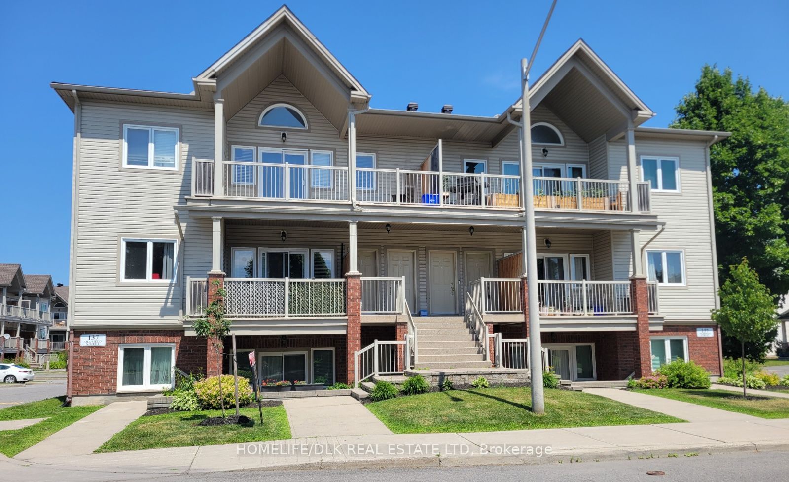 137 D Oldfield Street, Barrhaven, On K2g 7c7
