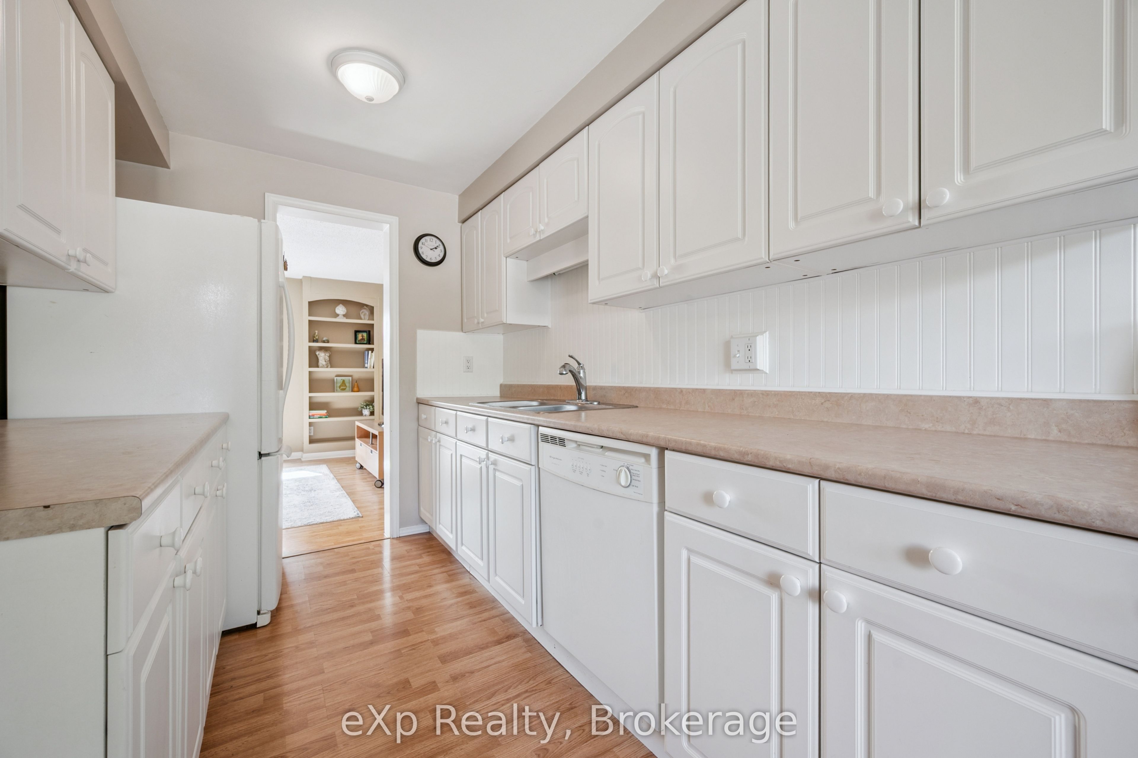 40 Silvercreek Parkway N 44, Guelph, On N1h 7x5