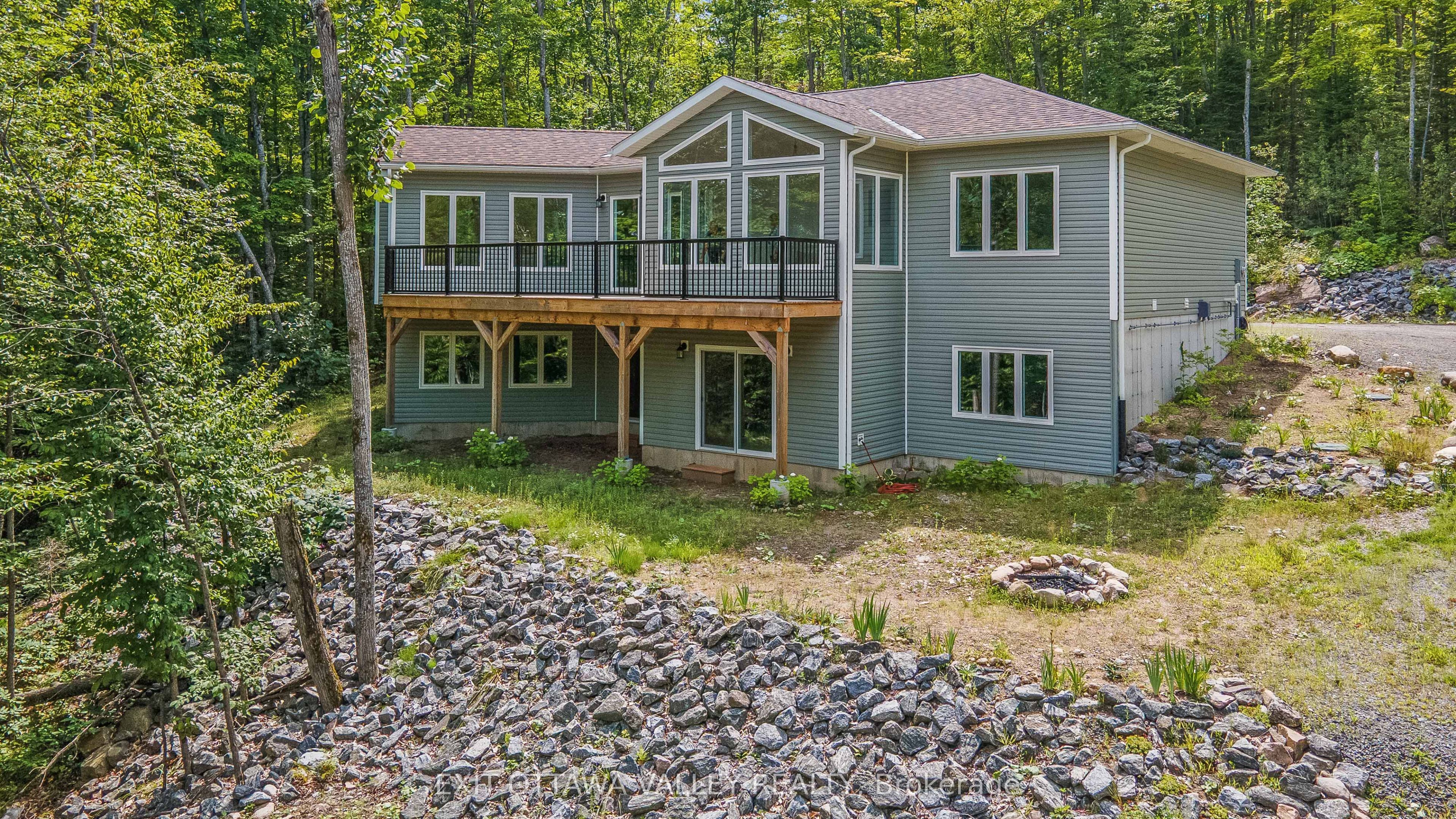698 Mitchell Road, Madawaska Valley, On K0j 1b0