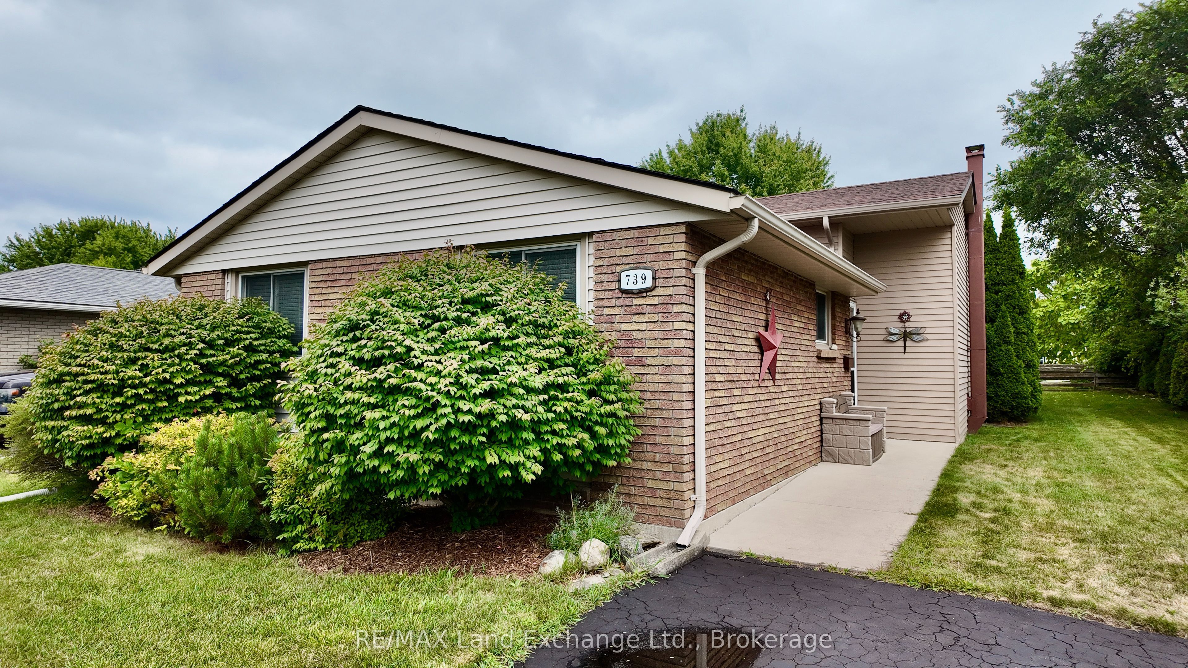 739 Palmateer Drive, Kincardine, On N2z 1r8