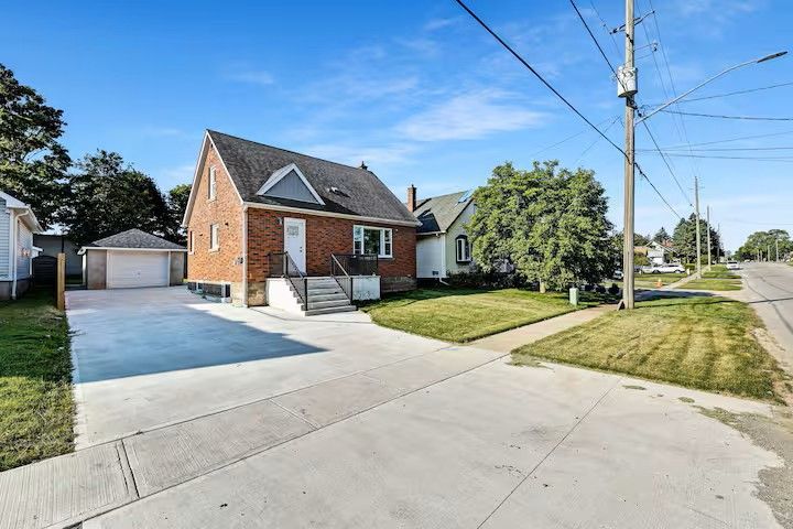 6292 Bellevue Street, Niagara Falls, On L2e 1z1