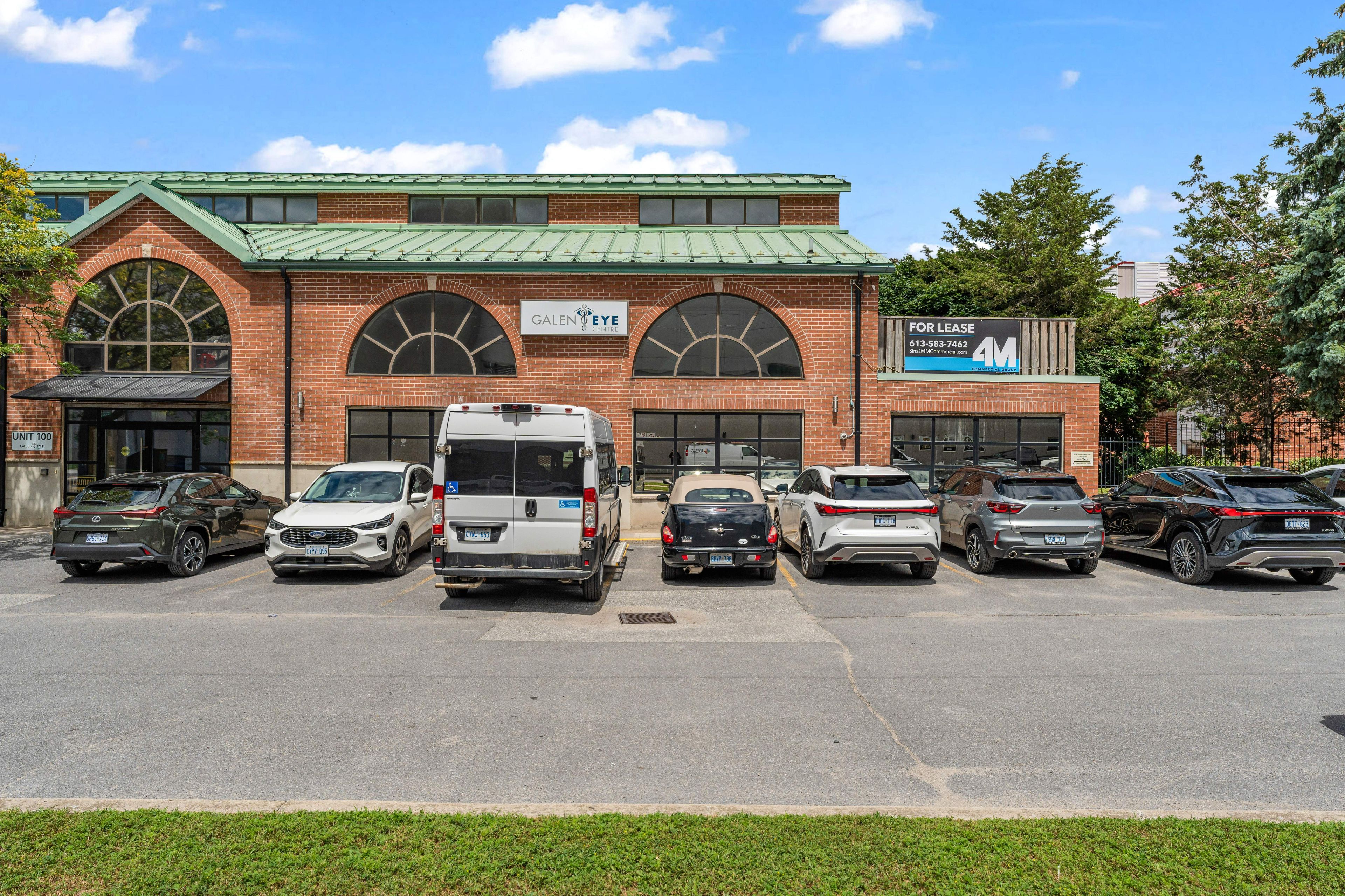 27 Place D'Armes Place 203 & 204, Kingston, On K7k 6z6