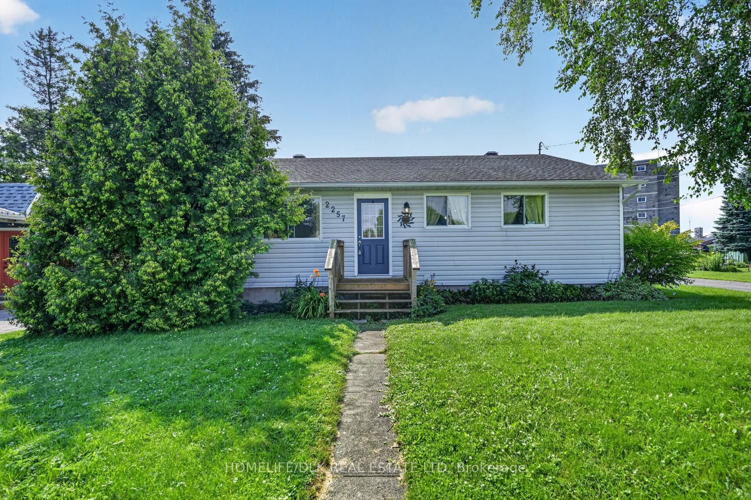 2257 Dundas Street, Edwardsburgh/Cardinal, On K0e 1e0