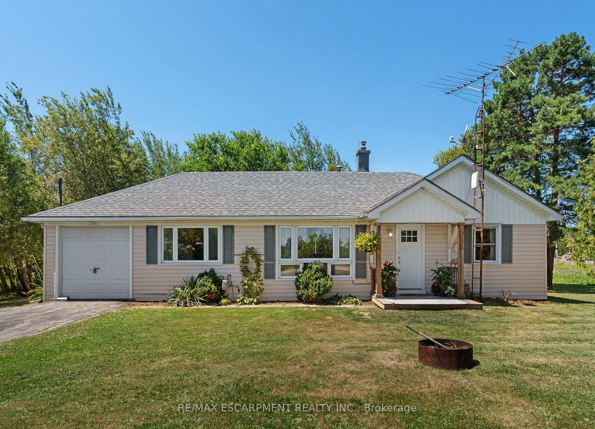 3 Bousfield Lane, Haldimand, On N0a 1j0
