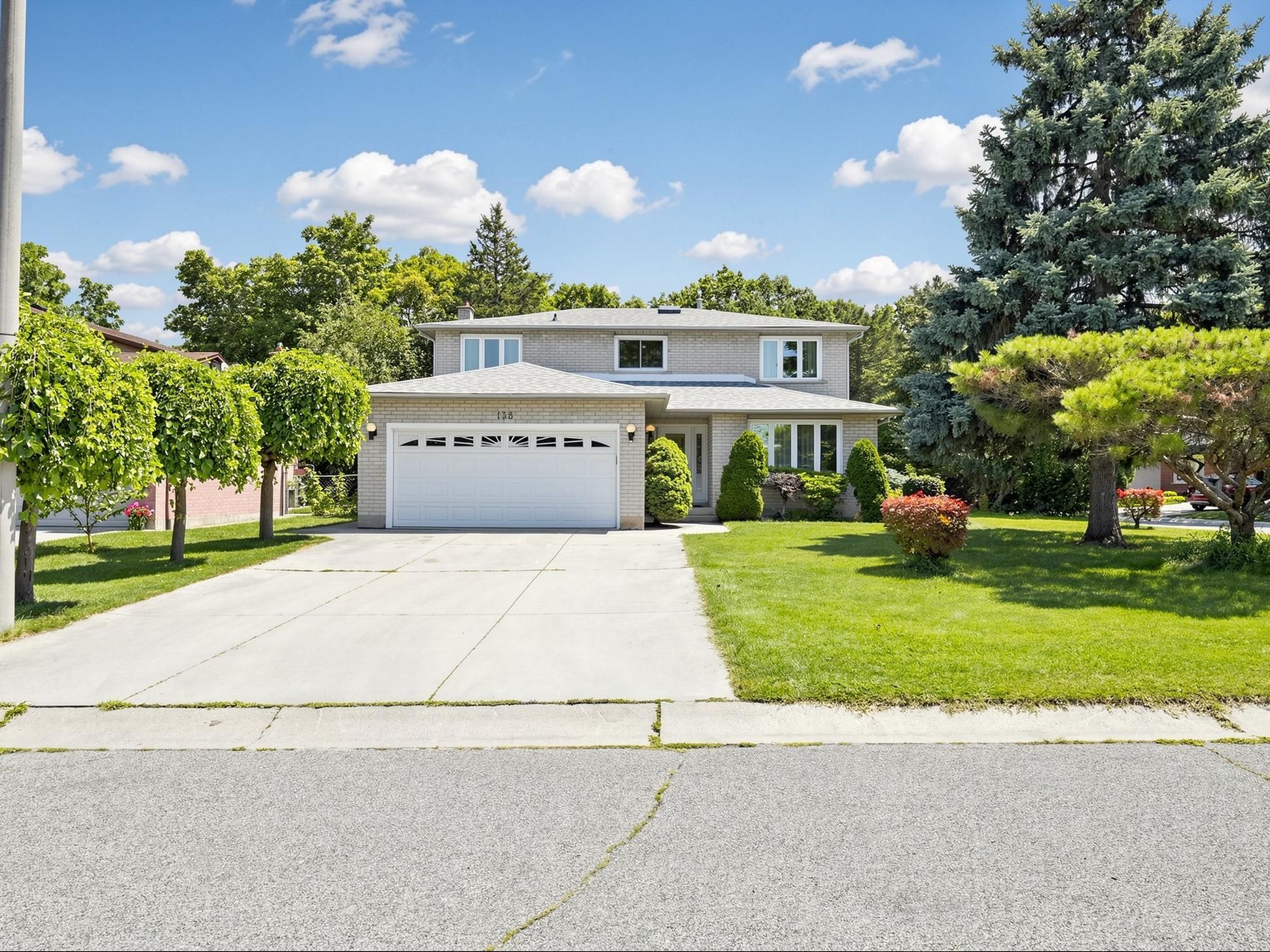 138 Strawberry Drive, Hamilton, On L8e 4r7