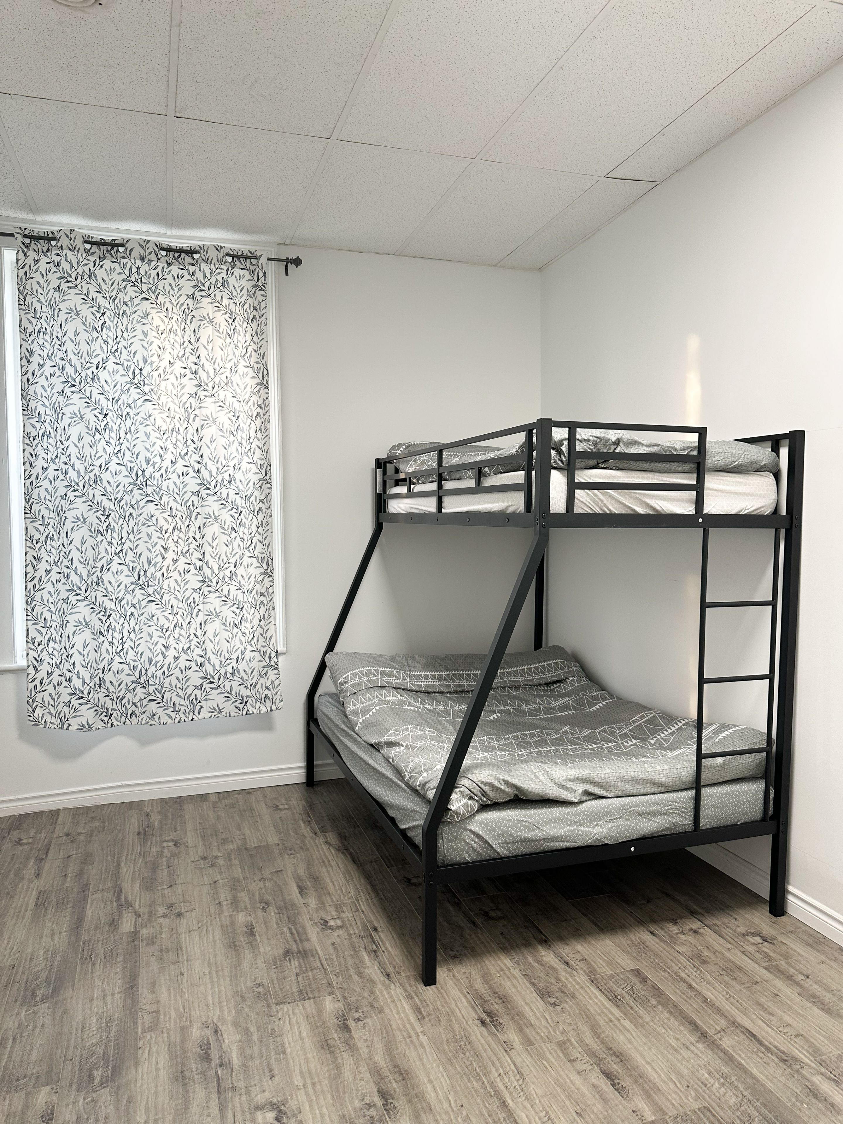11 King Street E, Cobourg, On K9a 1k6