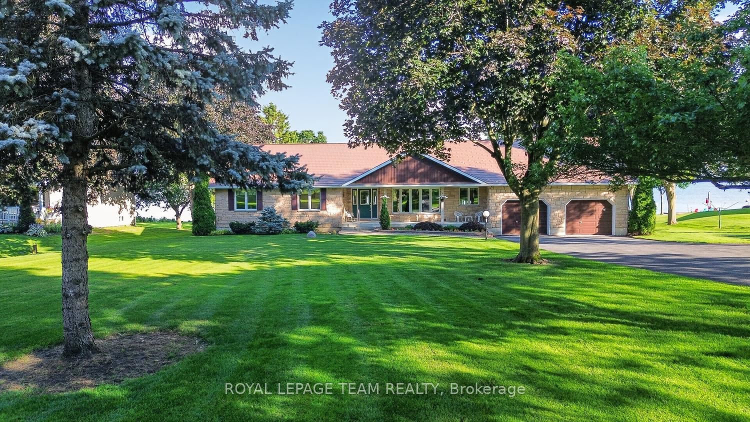 1363 County 2 Road, Augusta, On K0e 1t0