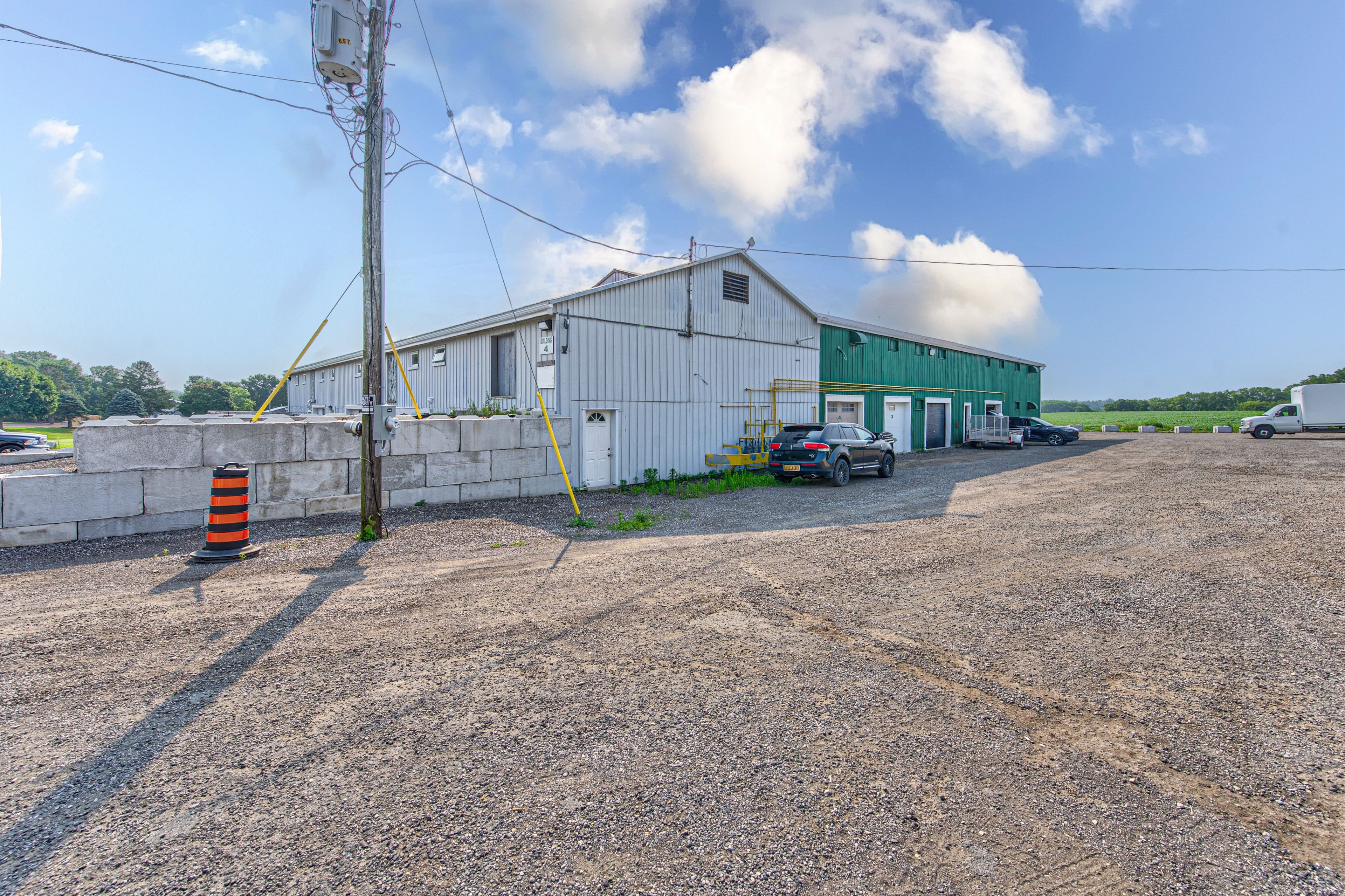 428 Lynden Road Building 4 Upper #1 & #2, Brantford, On N3t 5m1
