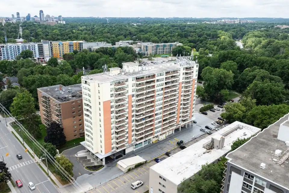 1209 Richmond Street 903, London East, On N6a 3l8