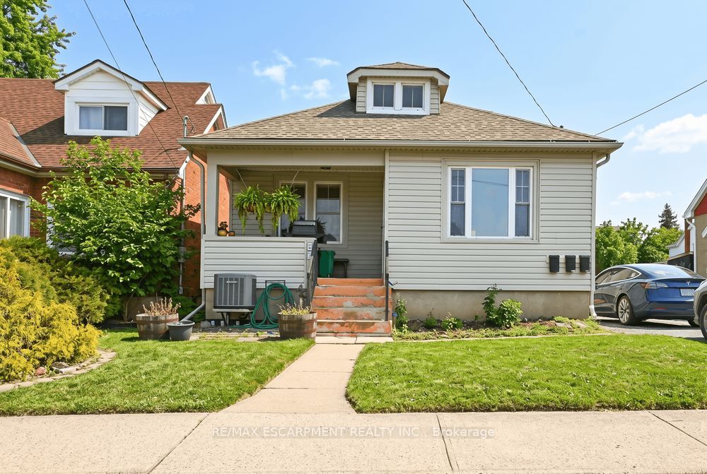 66 Queen Street S Front, Thorold, On L2v 3n5