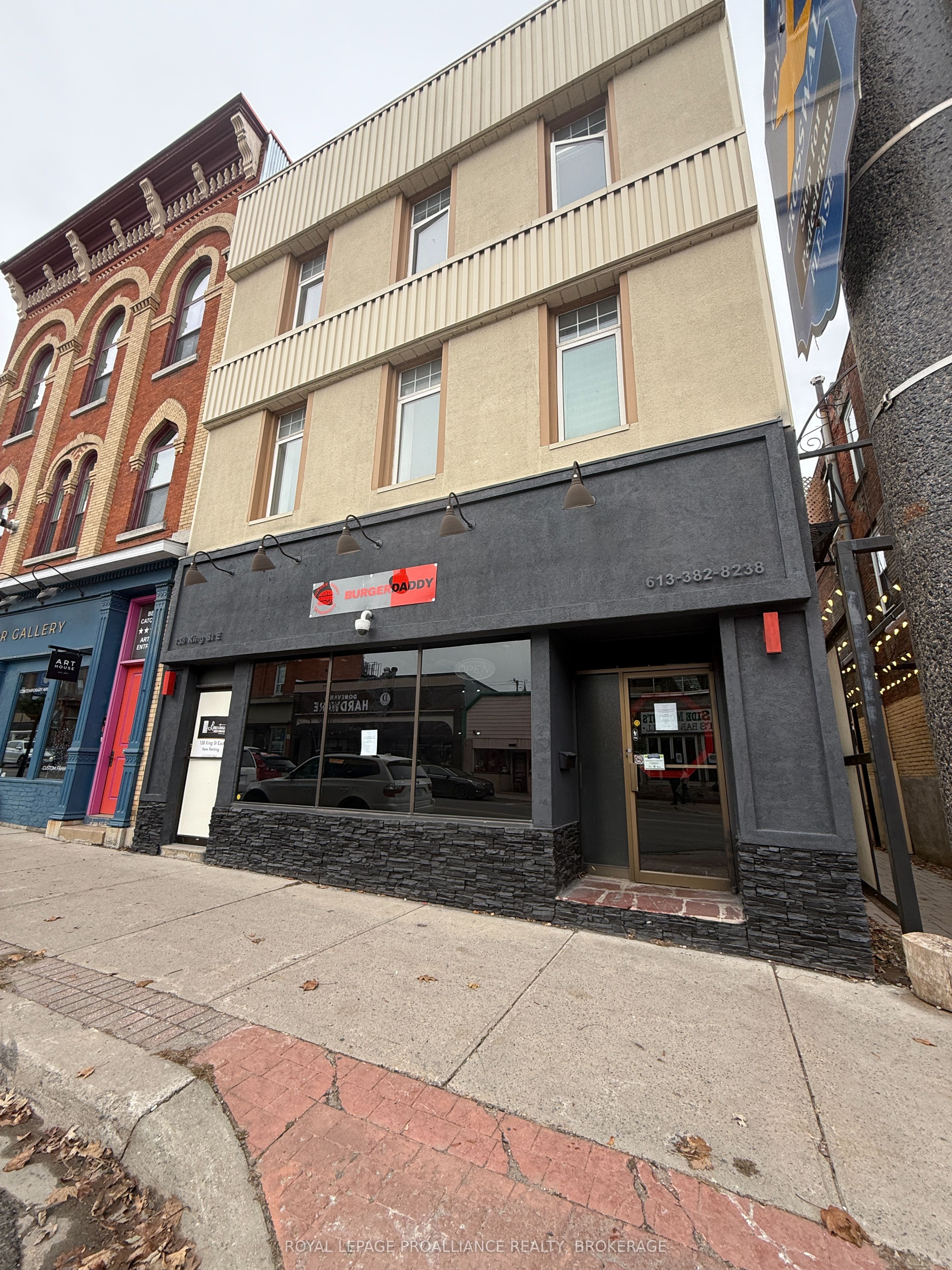 138 King Street E, Gananoque, On K7g 1g2