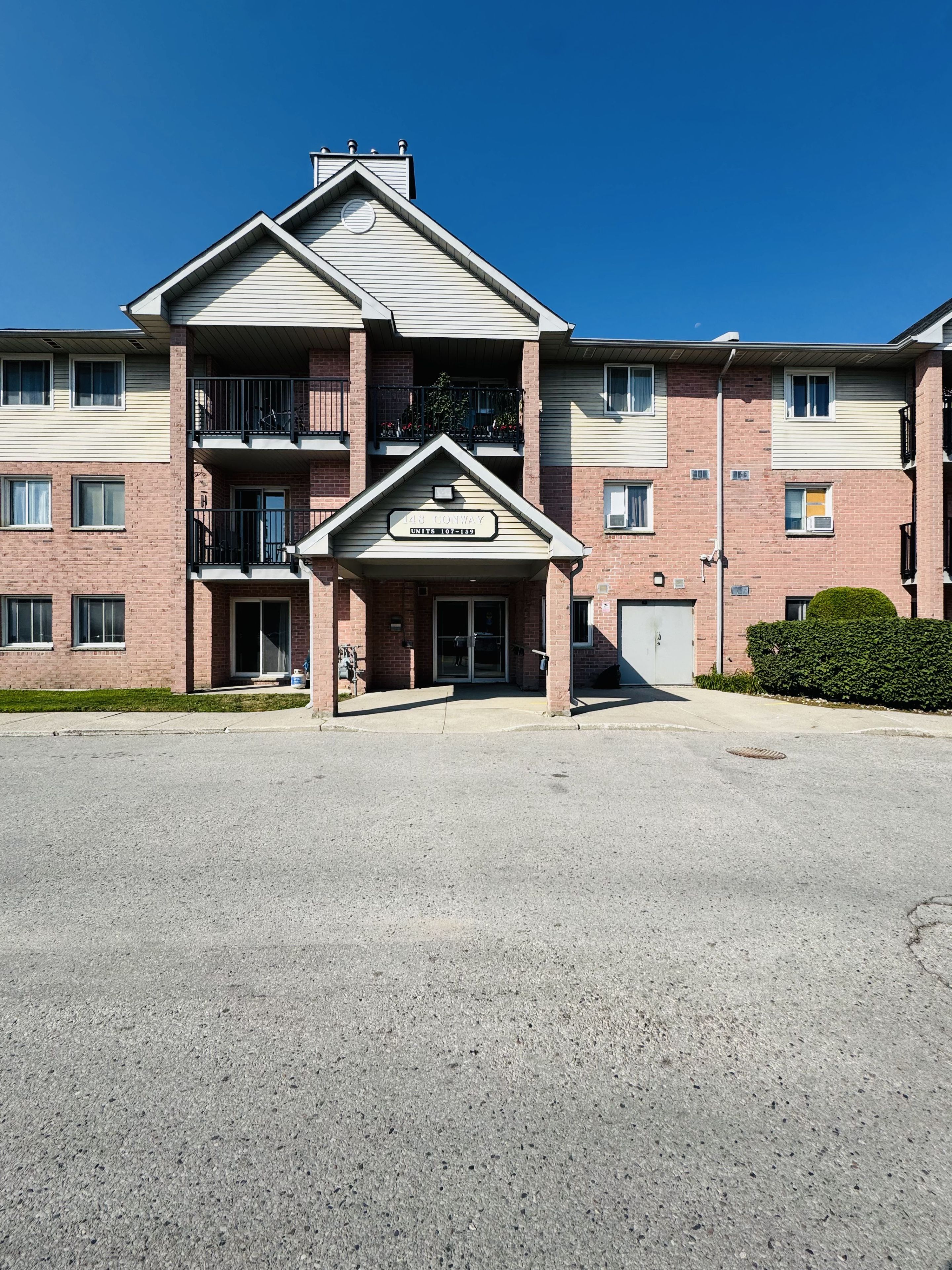 148 Conway Drive 111, London South, On N6e 3n4