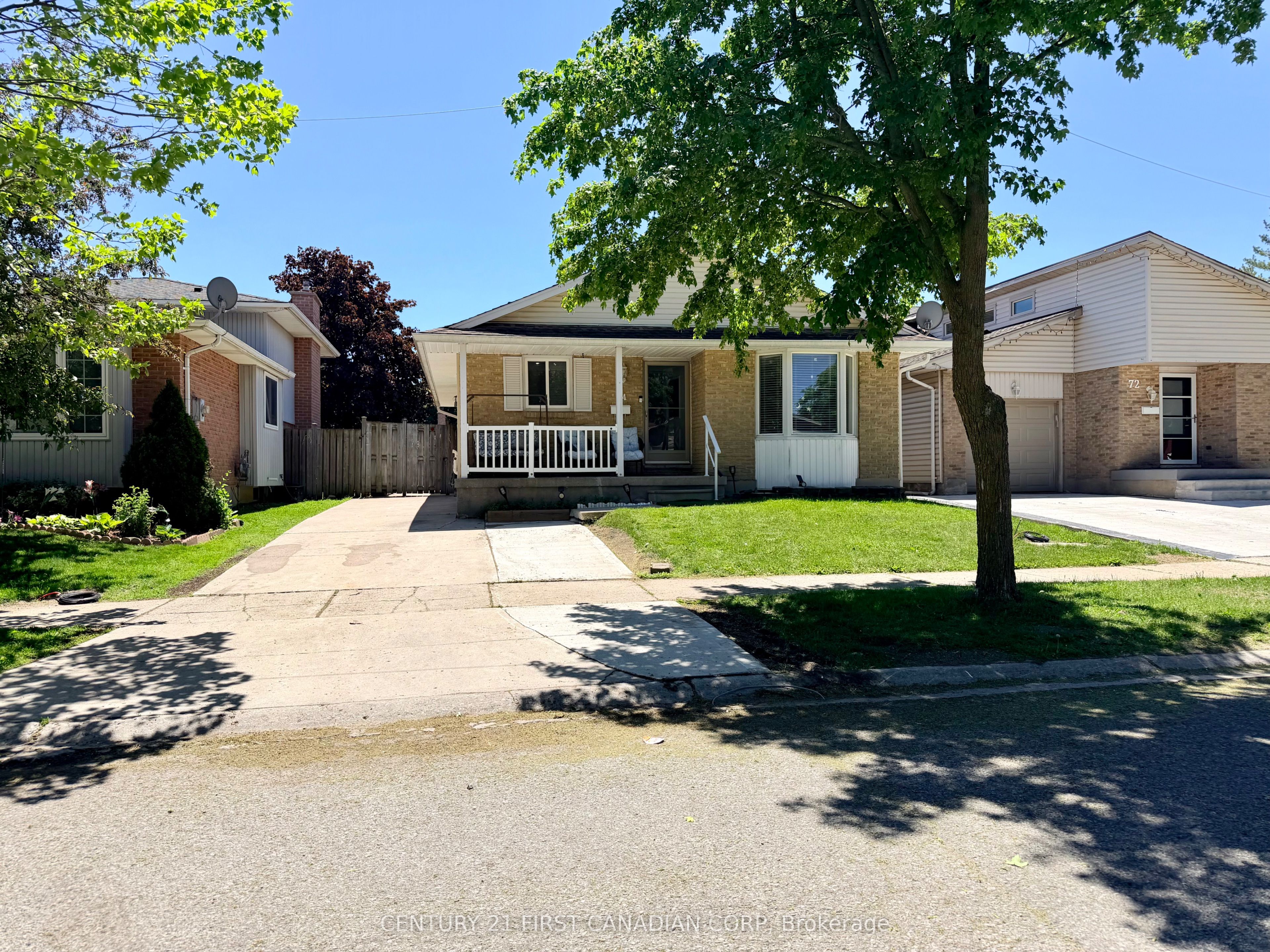 74 Tumbleweed Crescent, London South, On N6e 2n8