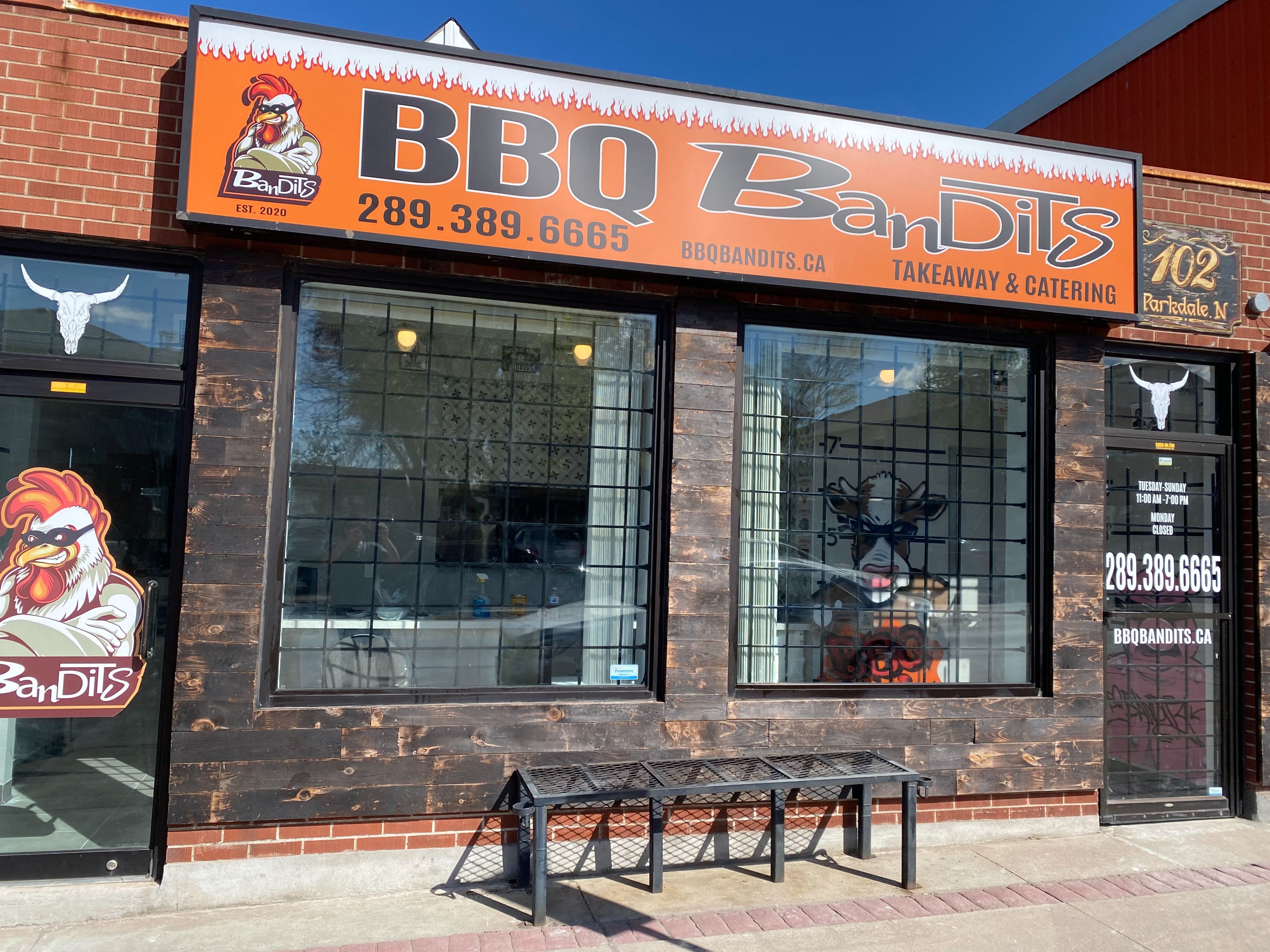 102 Parkdale Avenue N, Hamilton, On L8h 5w9