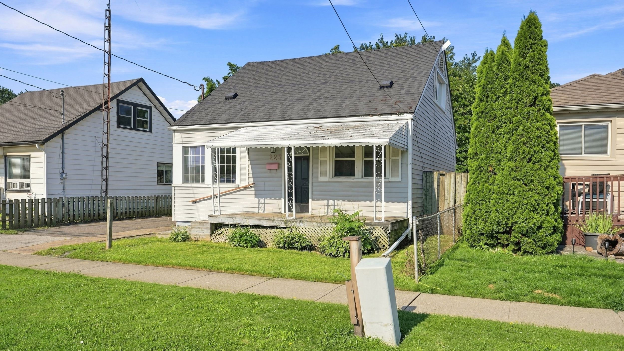 225 Grantham Avenue, St. Catharines, On L2m 4z2