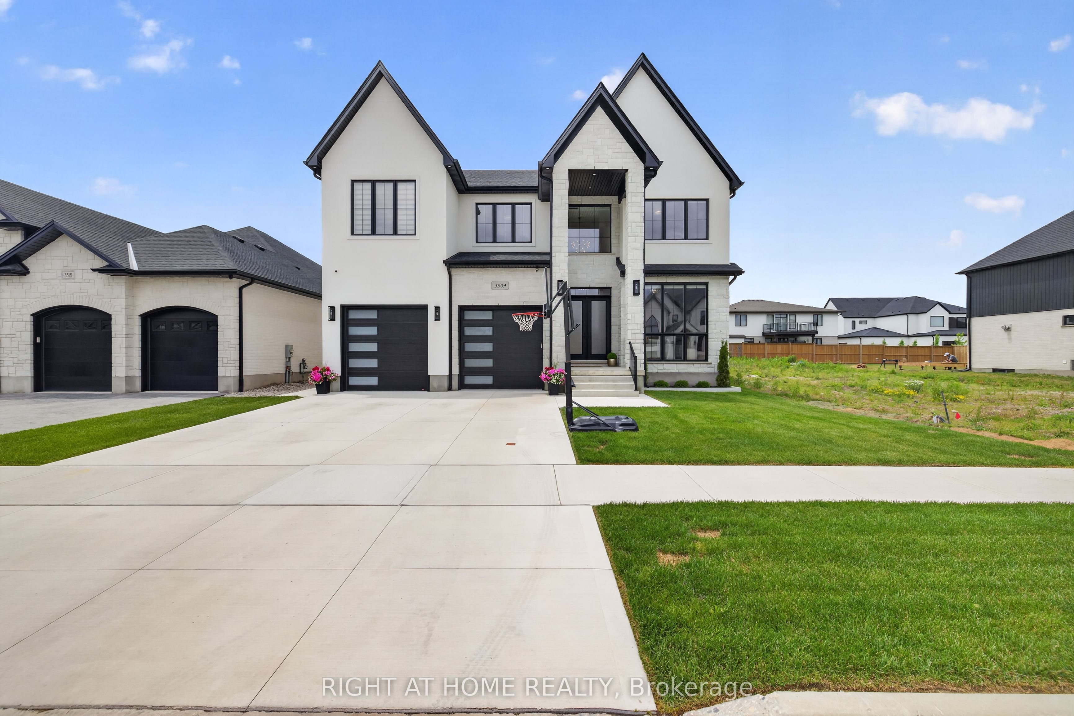 3509 Isleworth Road, London South, On N6p 0g8
