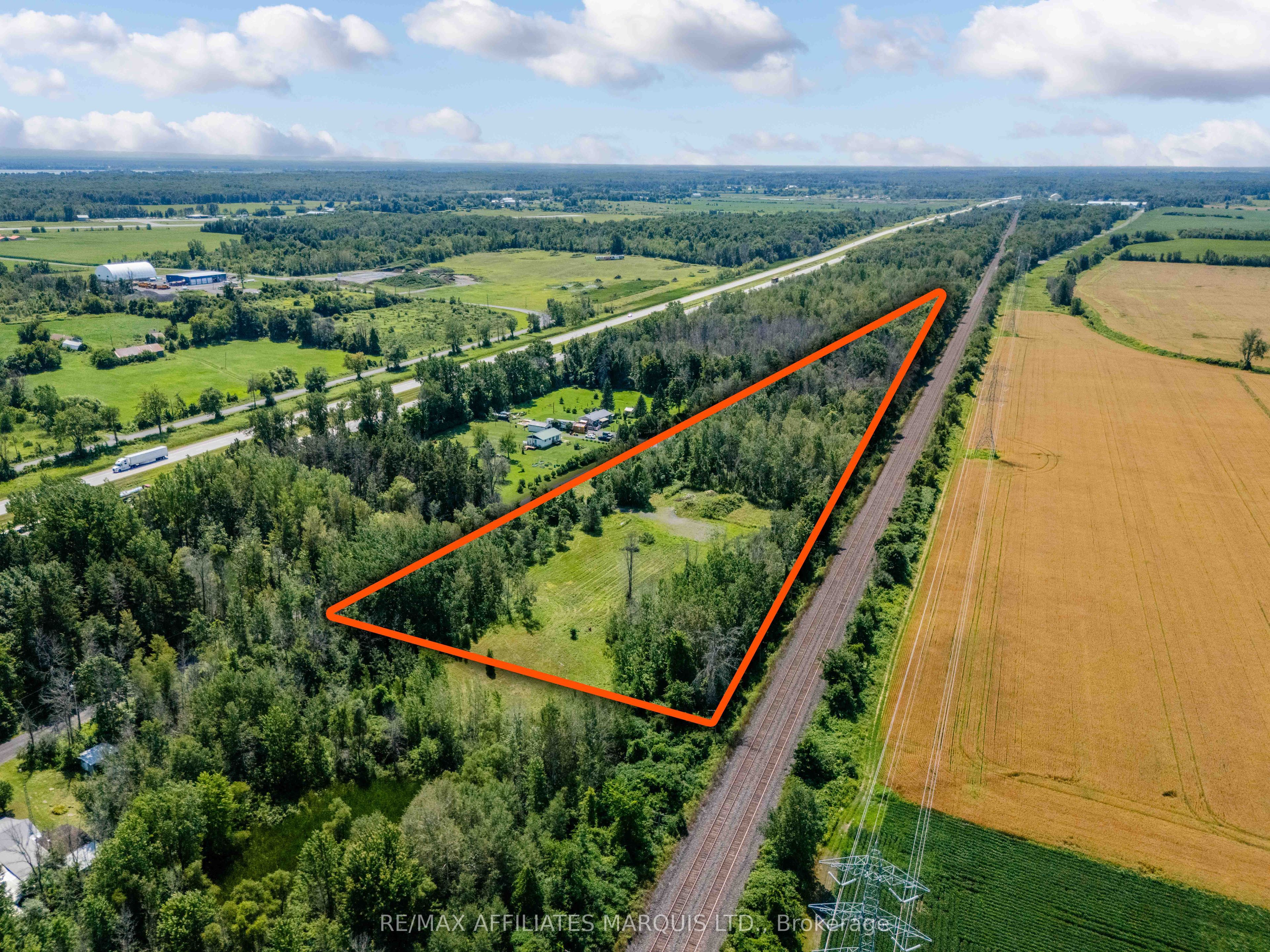 19519 Lapierre Road, South Glengarry, On K0c 2e0