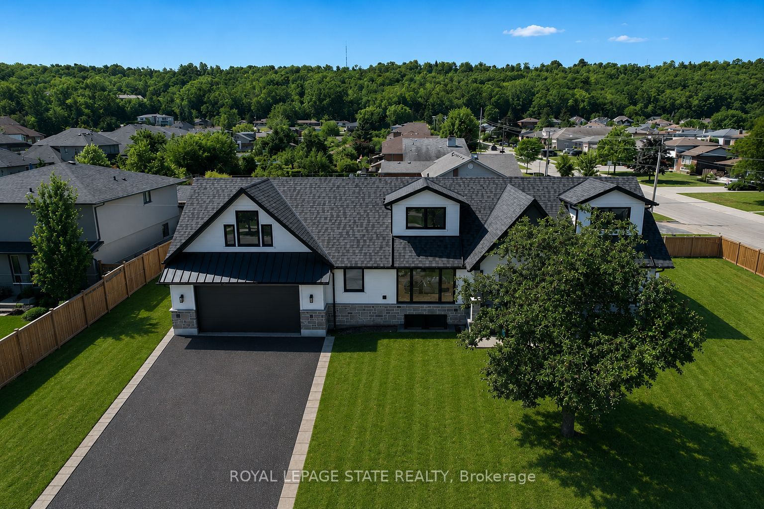 24 Royce Avenue, Hamilton, On L8g 3b5
