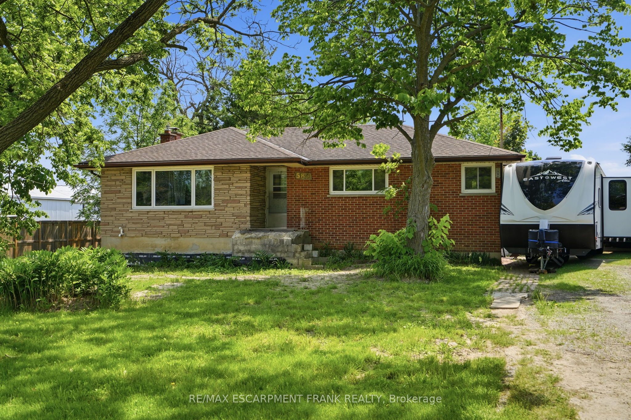 589 Glover Road, Hamilton, On L0r 1p0