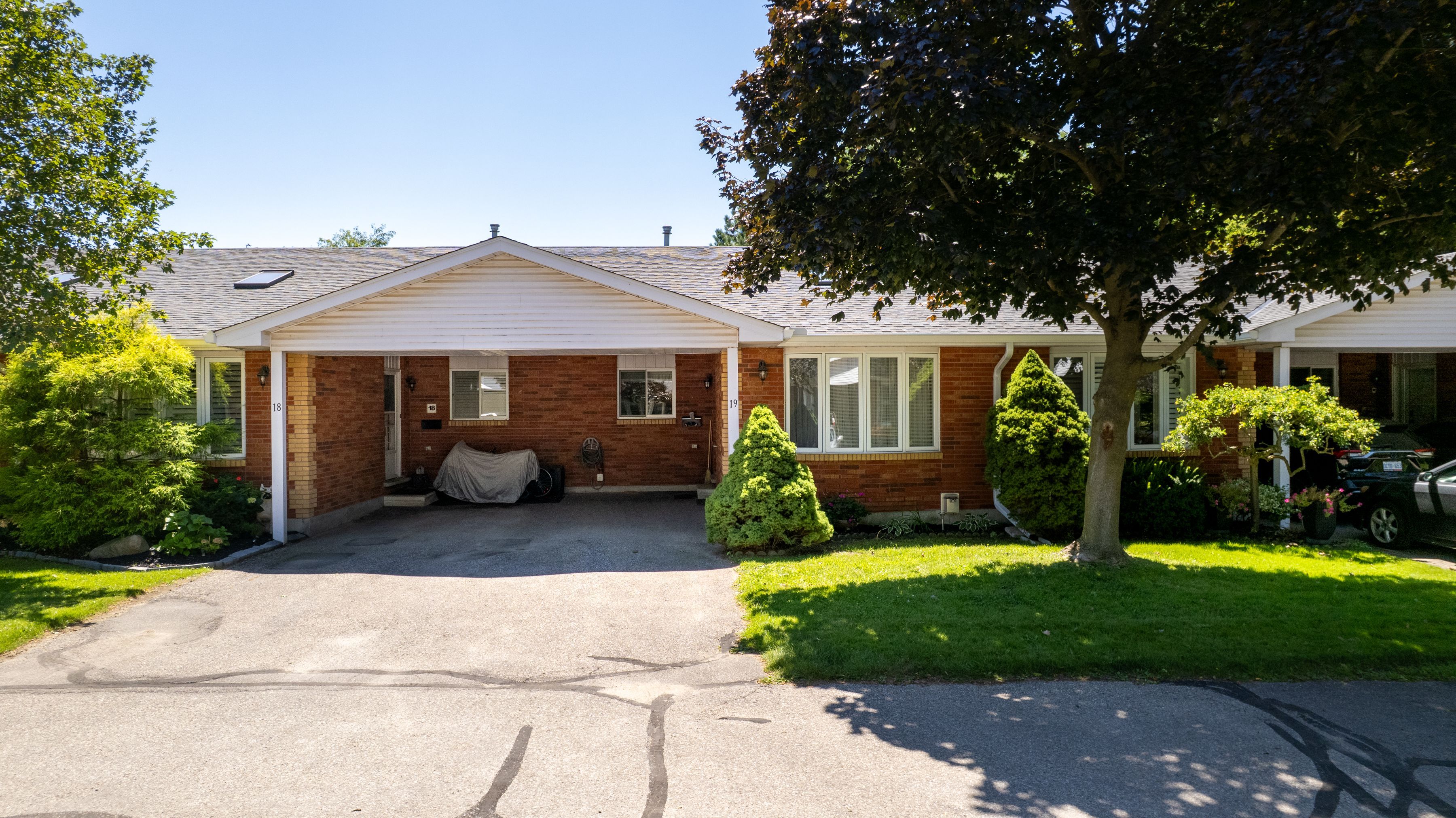 1030 Colborne Street E, Brantford, On N3s 3t6