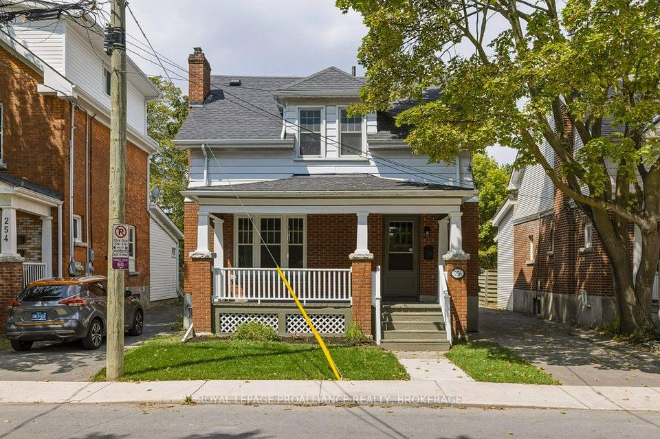 256 Collingwood Street, Kingston, On K7l 3x8