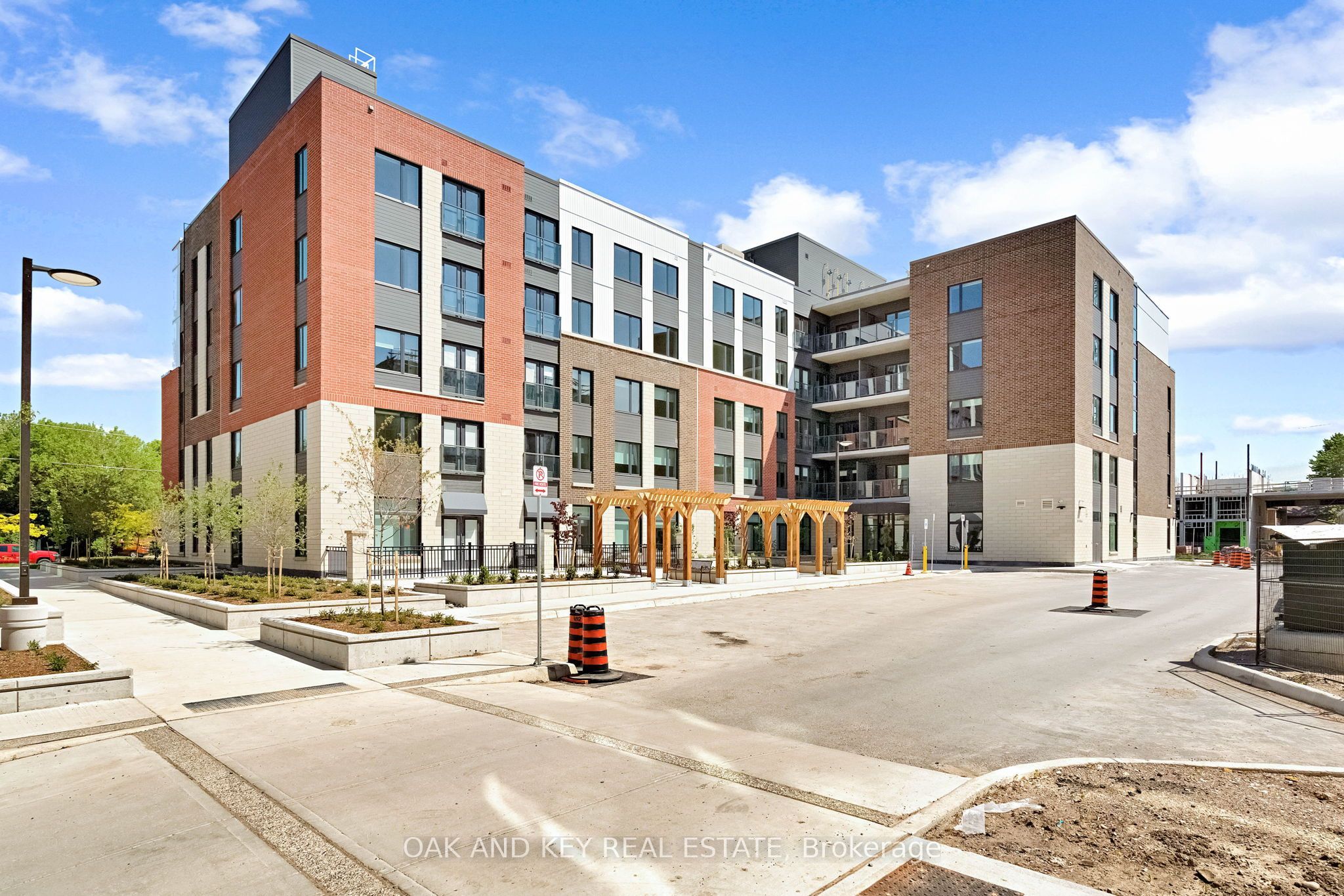385 Hill Street 211, London East, On N6b 1e4