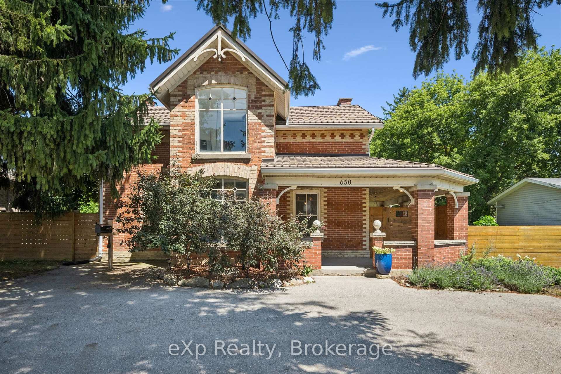 650 St David St, North Road, Centre Wellington, On N1m 2k7