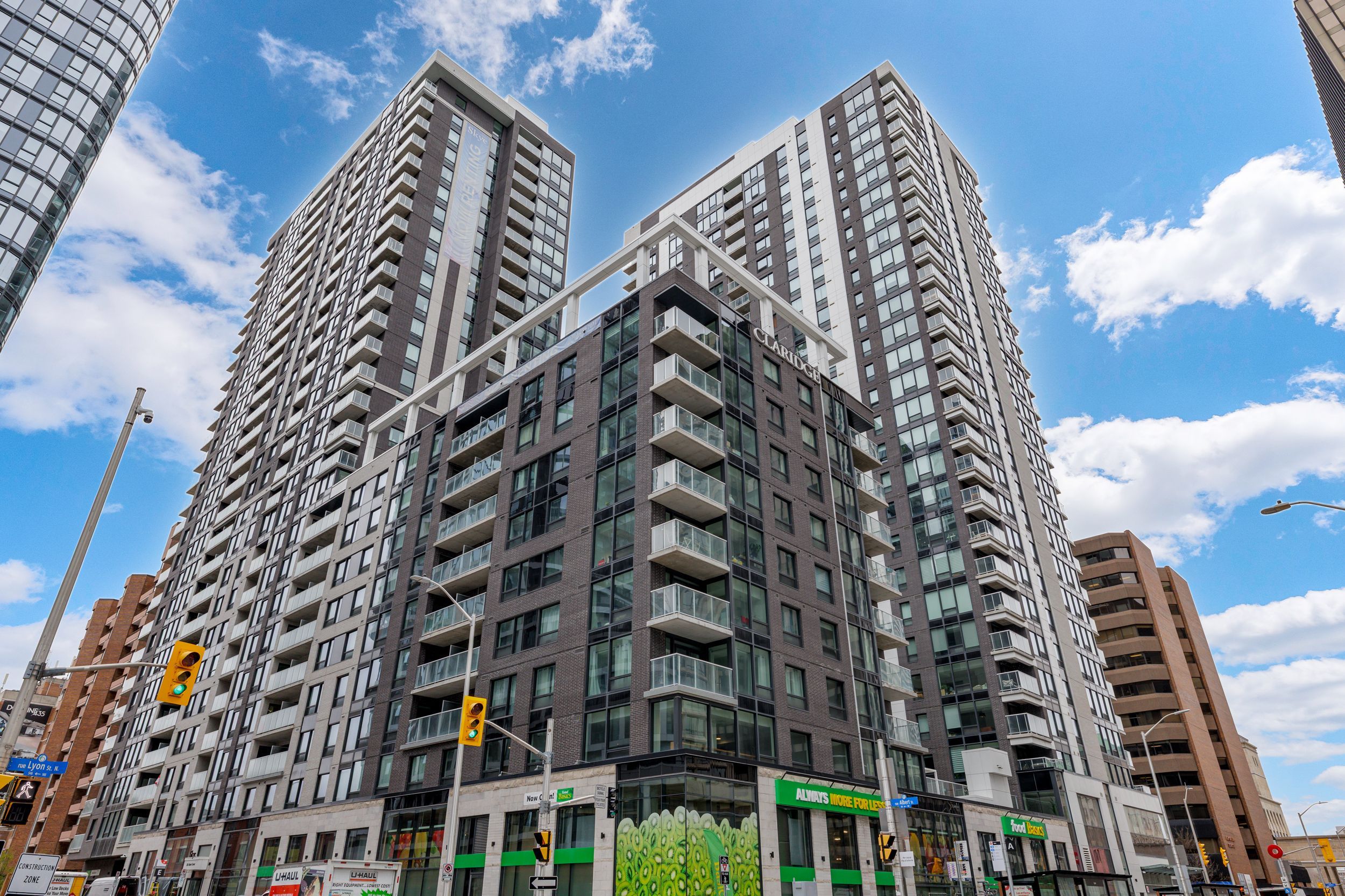 340 Queen Street 306, Ottawa Centre, On K1r 0g1