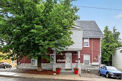 4 Eccles Street 5, West Centre Town, On K1r 6s2