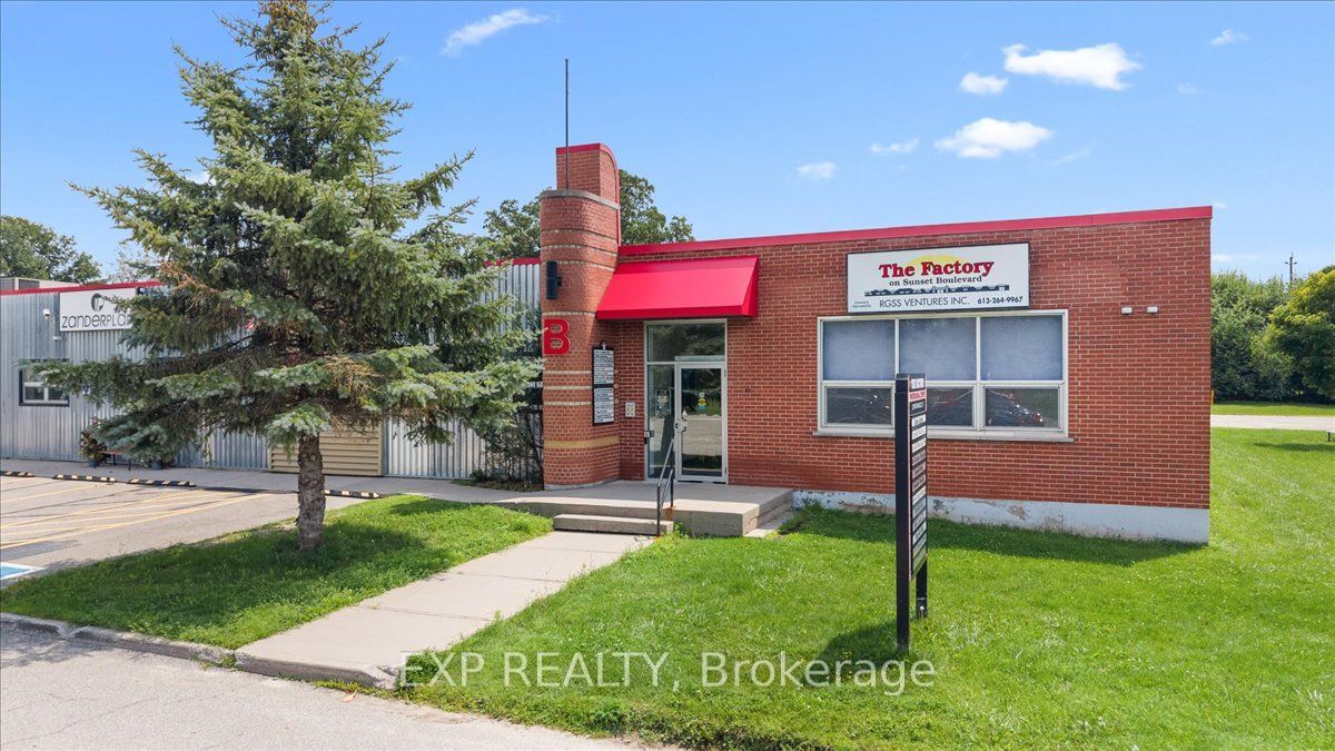 40 Sunset Boulevard 106, Perth, On K7h 2y4