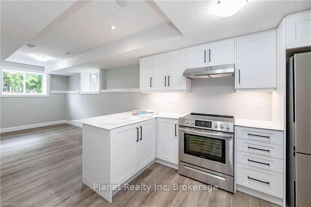 330 Exhibition Street 2, Guelph, On N1h 4s2