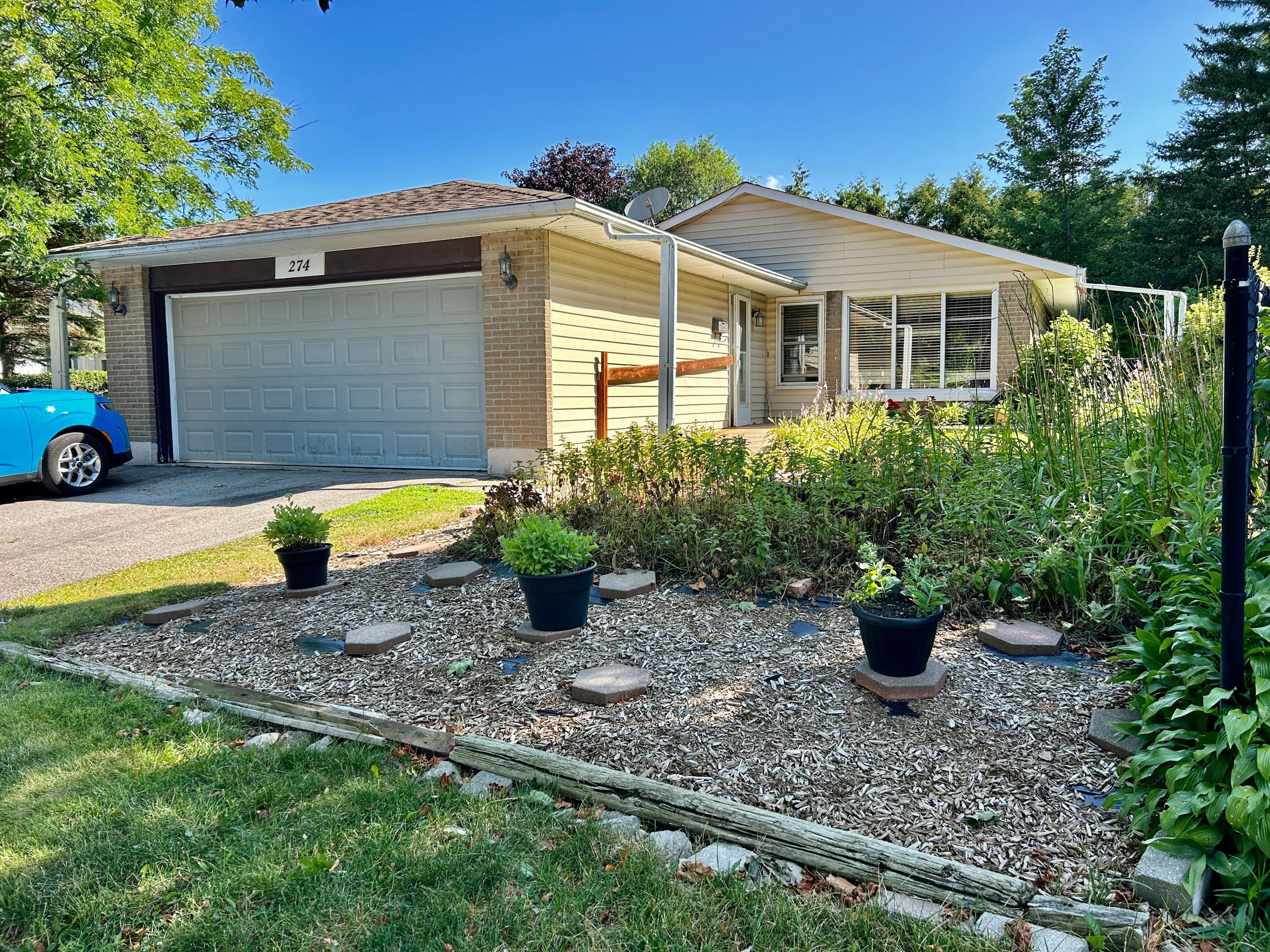 274 Blackacres Boulevard, London North, On N6g 2v2