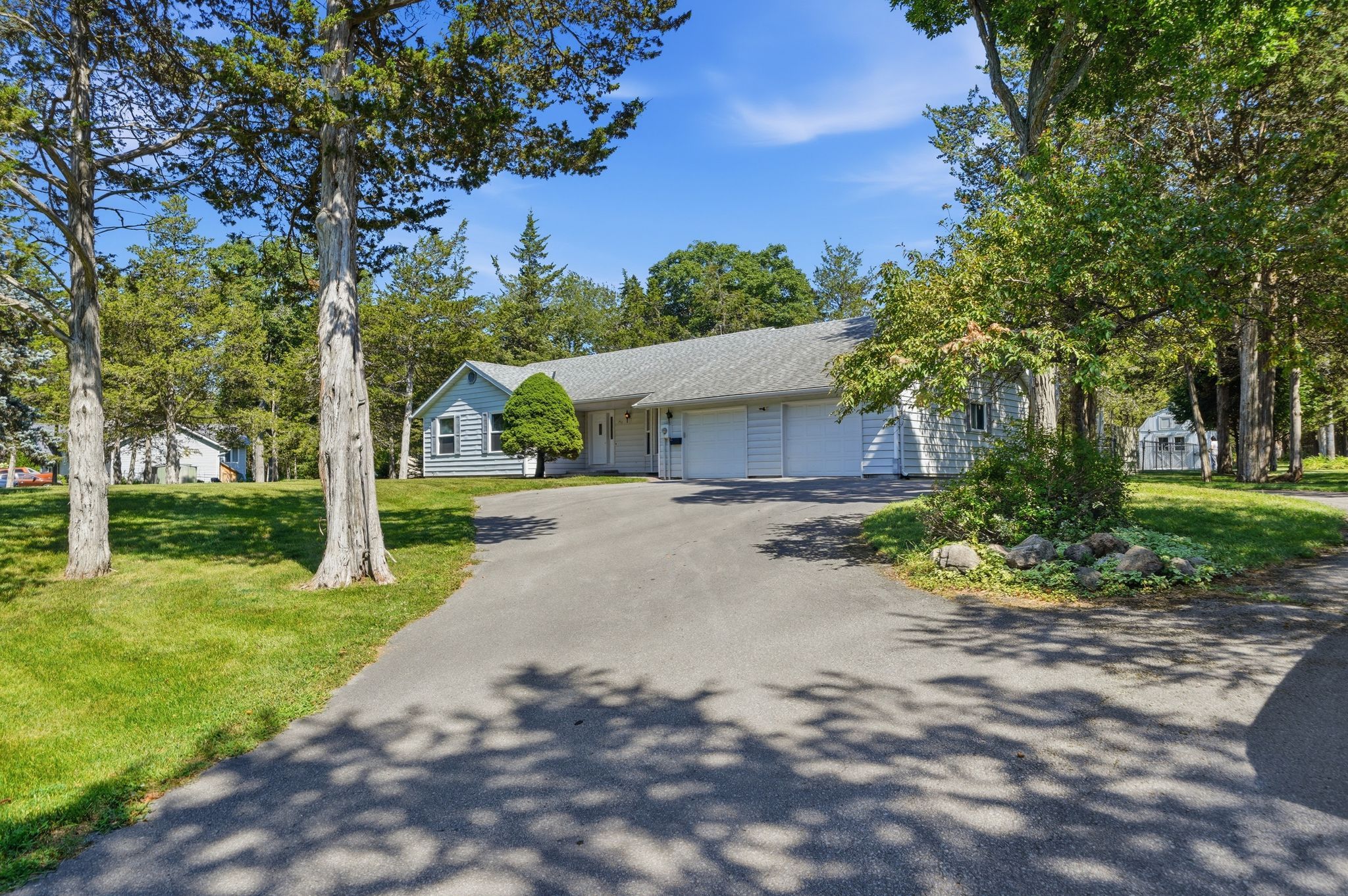 1076 Massassauga Road, Prince Edward County, On K8n 4z7
