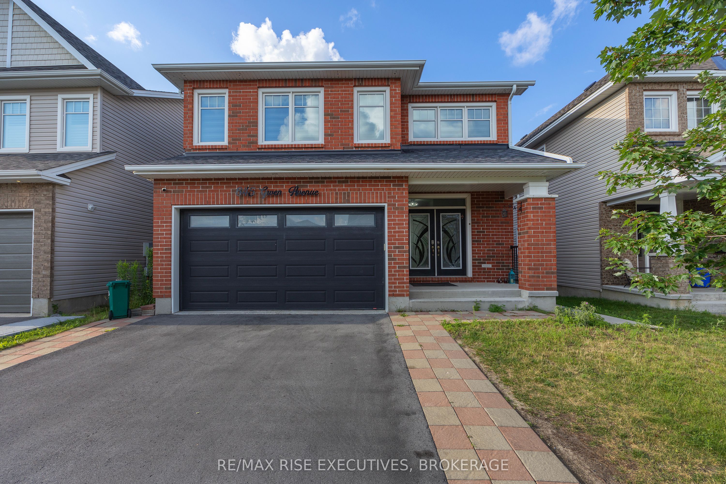 645 Gwen Avenue, Kingston, On K7p 0m2