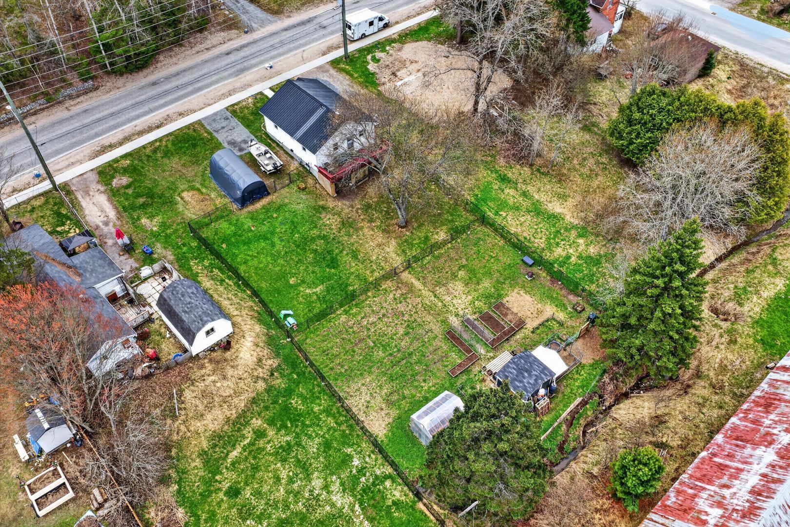 213 Yonge Street, Burk'S Falls, On P0a 1c0
