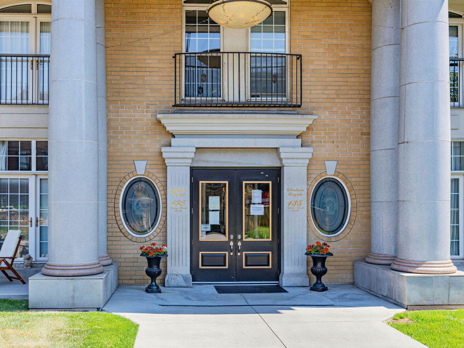 135 James Street S 1011, Hamilton, On L8p 2z6