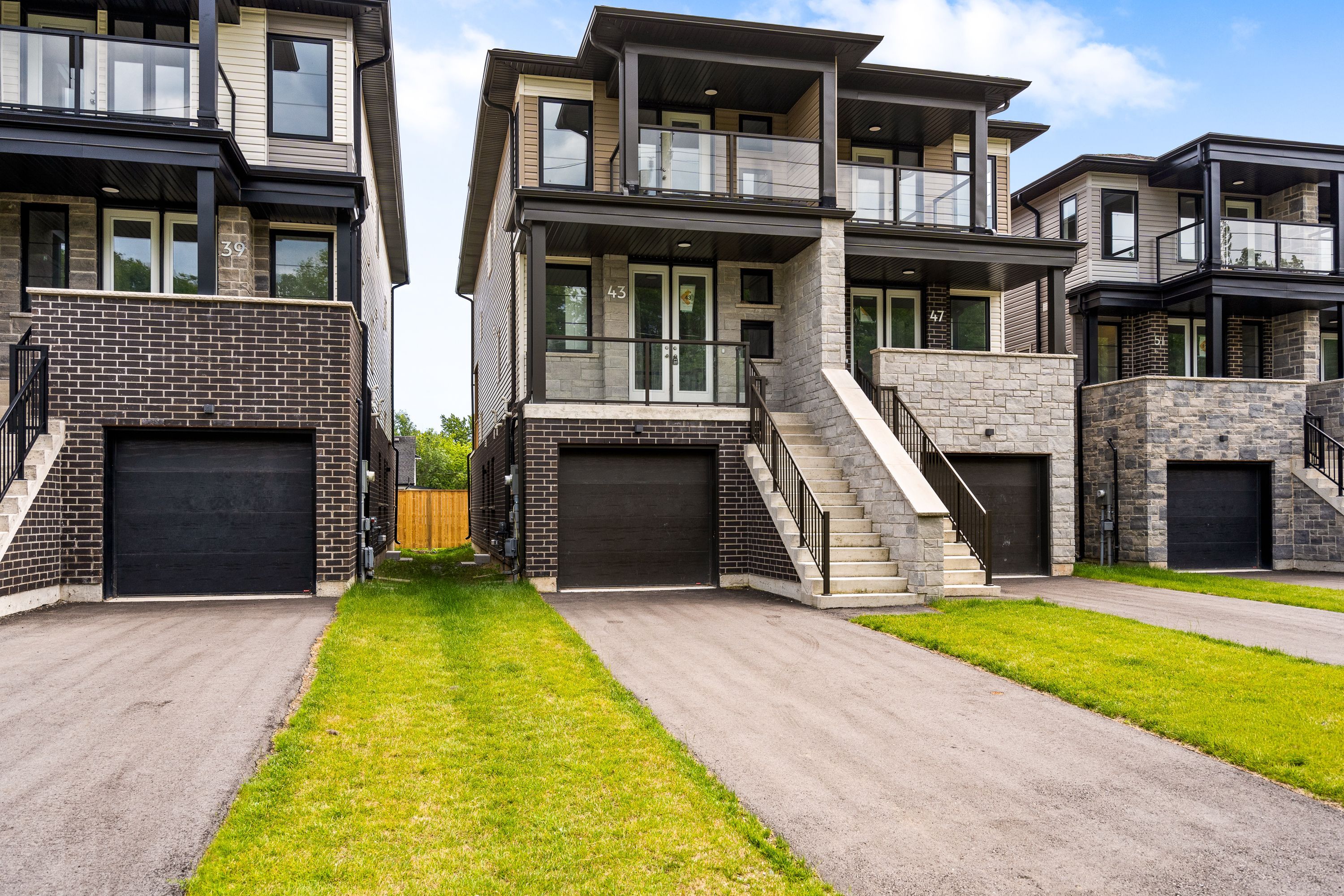 43 Superior Street, Welland, On L3b 3g3
