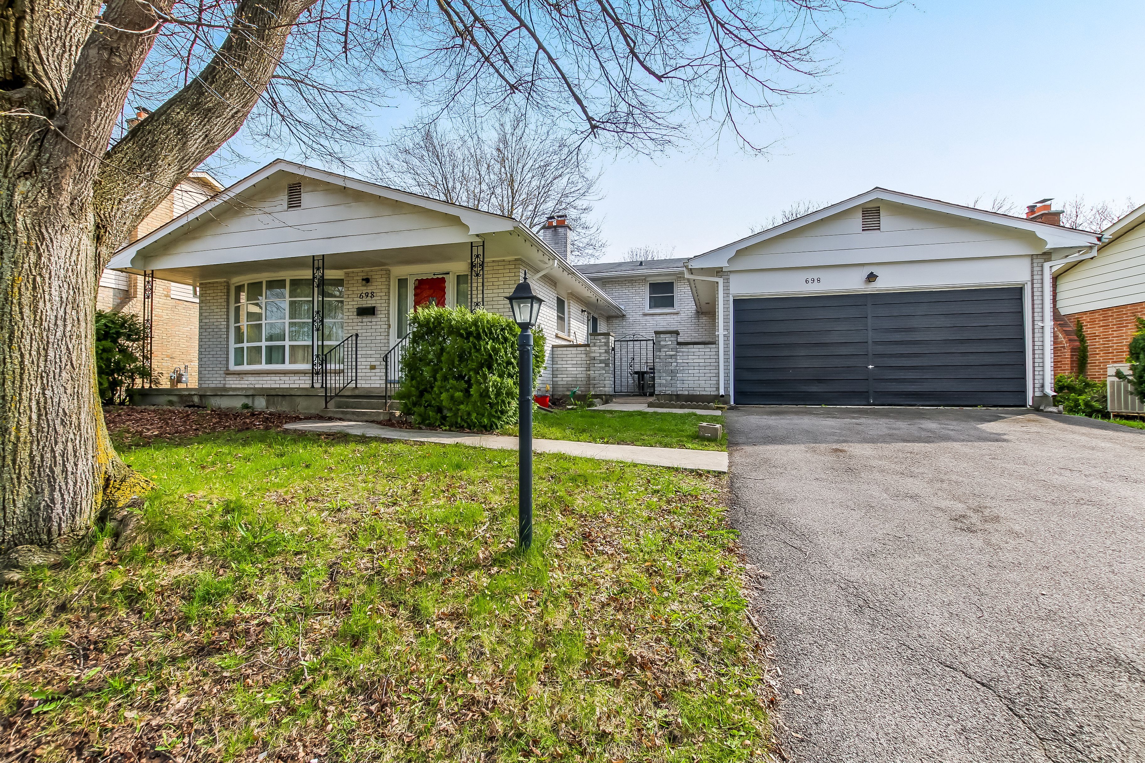 698 Chiddington Avenue, London South, On N6c 2w8