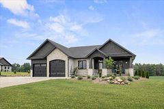 034404 5th Ndr Side Road, West Grey, On N0g 1s0