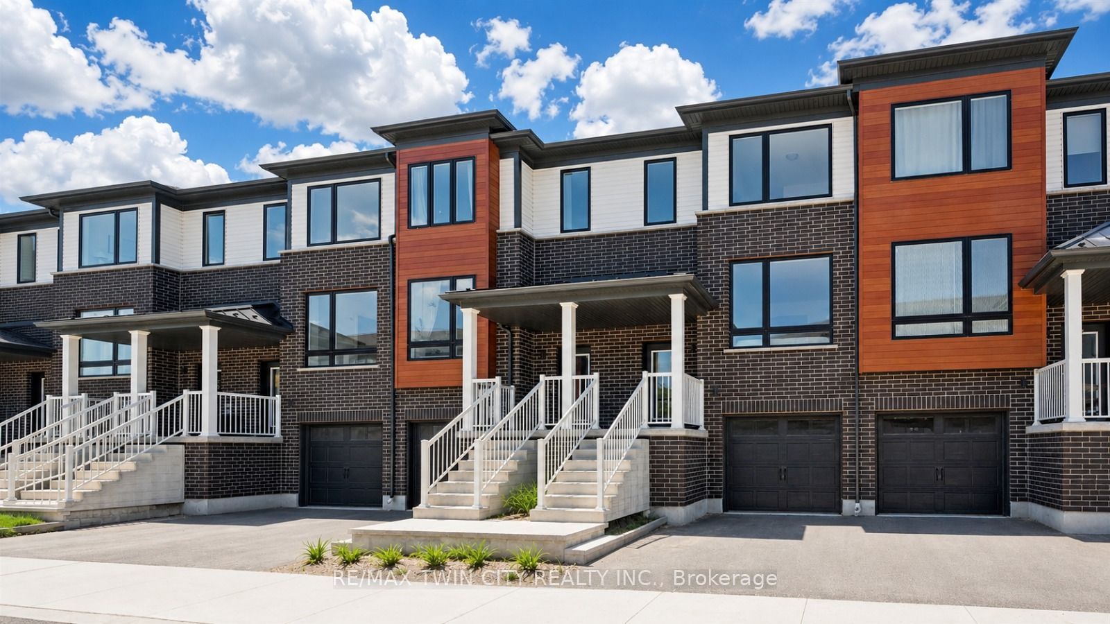 14 Sora Lane, Guelph, On N1e 0t4