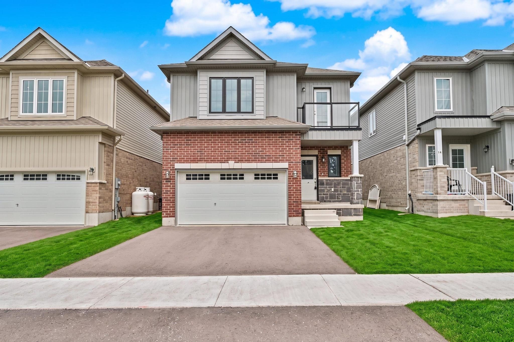 12 Hillcroft Way, Kawartha Lakes, On K0m 1a0