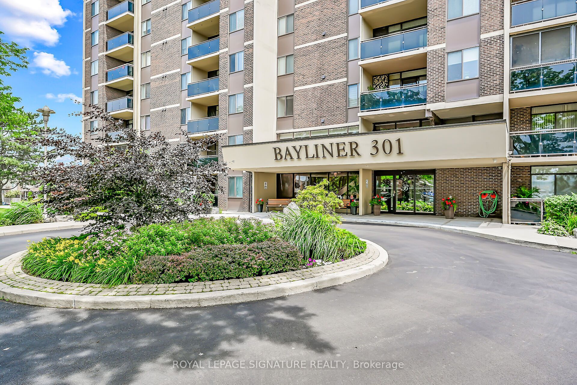 301 Frances Avenue 907, Hamilton, On L8e 3w6