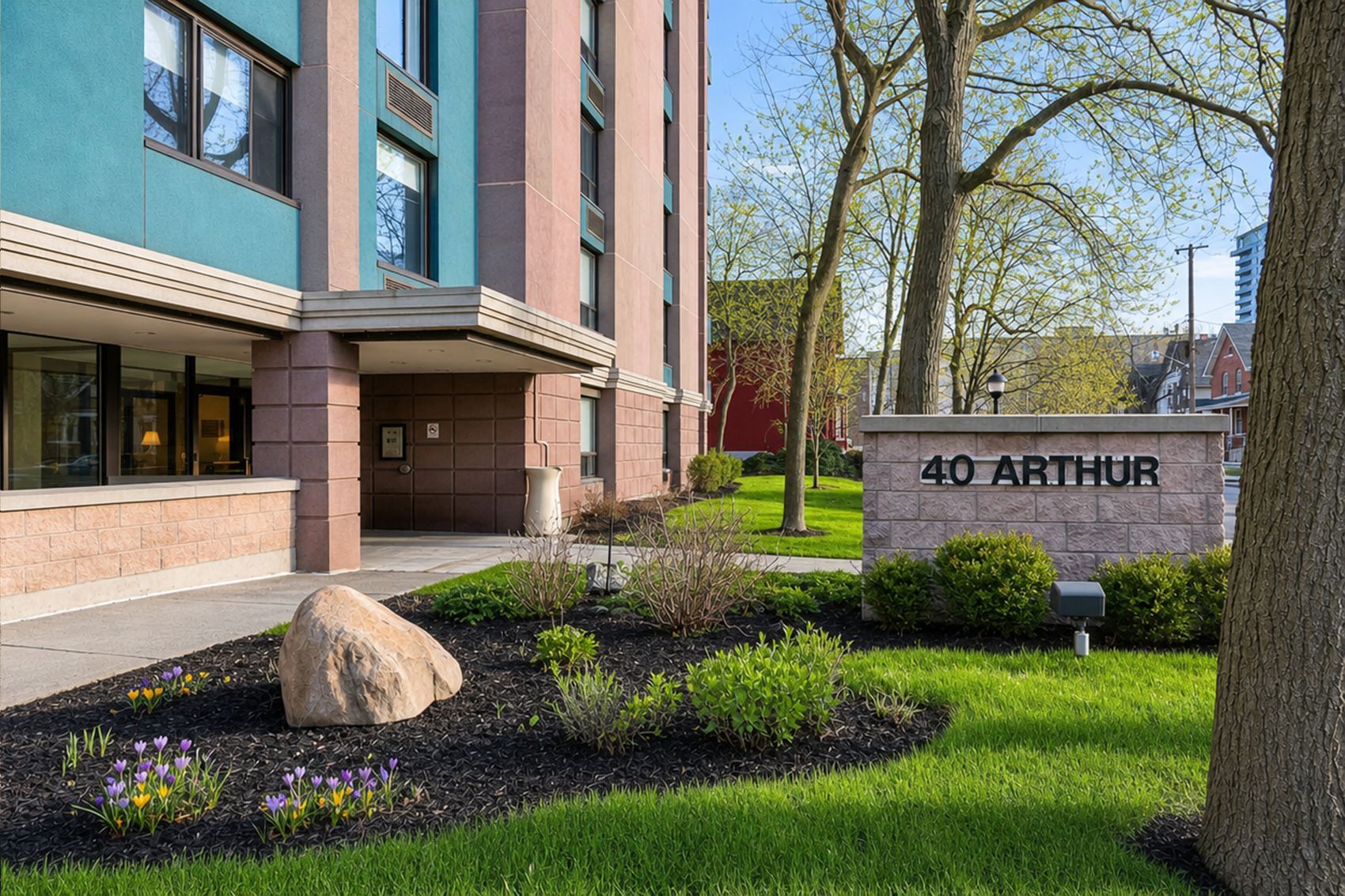 40 Arthur Street 703, West Centre Town, On K1r 7t5