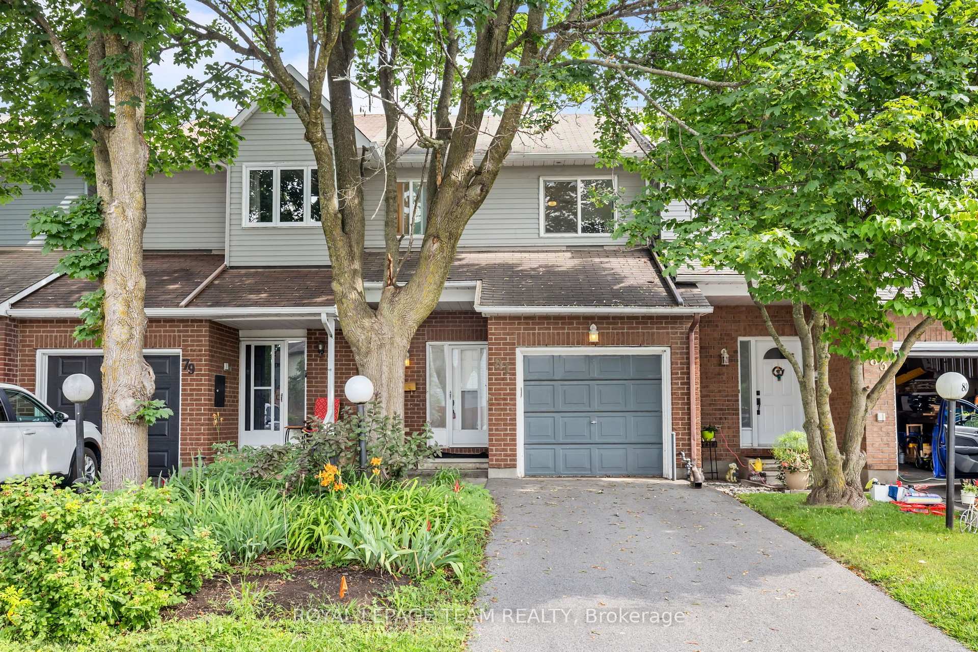 81 Rueter Street, Barrhaven, On K2j 3v6