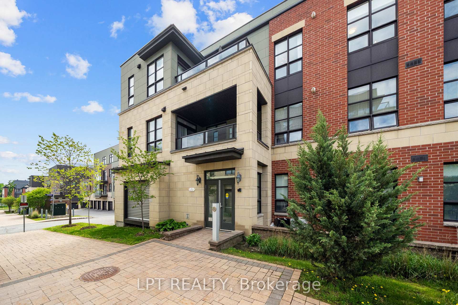 298 Glenroy Gilbert Drive 301, Barrhaven, On K2j 5w2