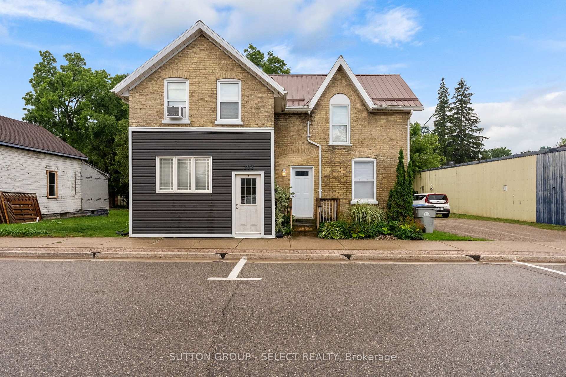 103 King Street, Bluewater, On N0m 1x0