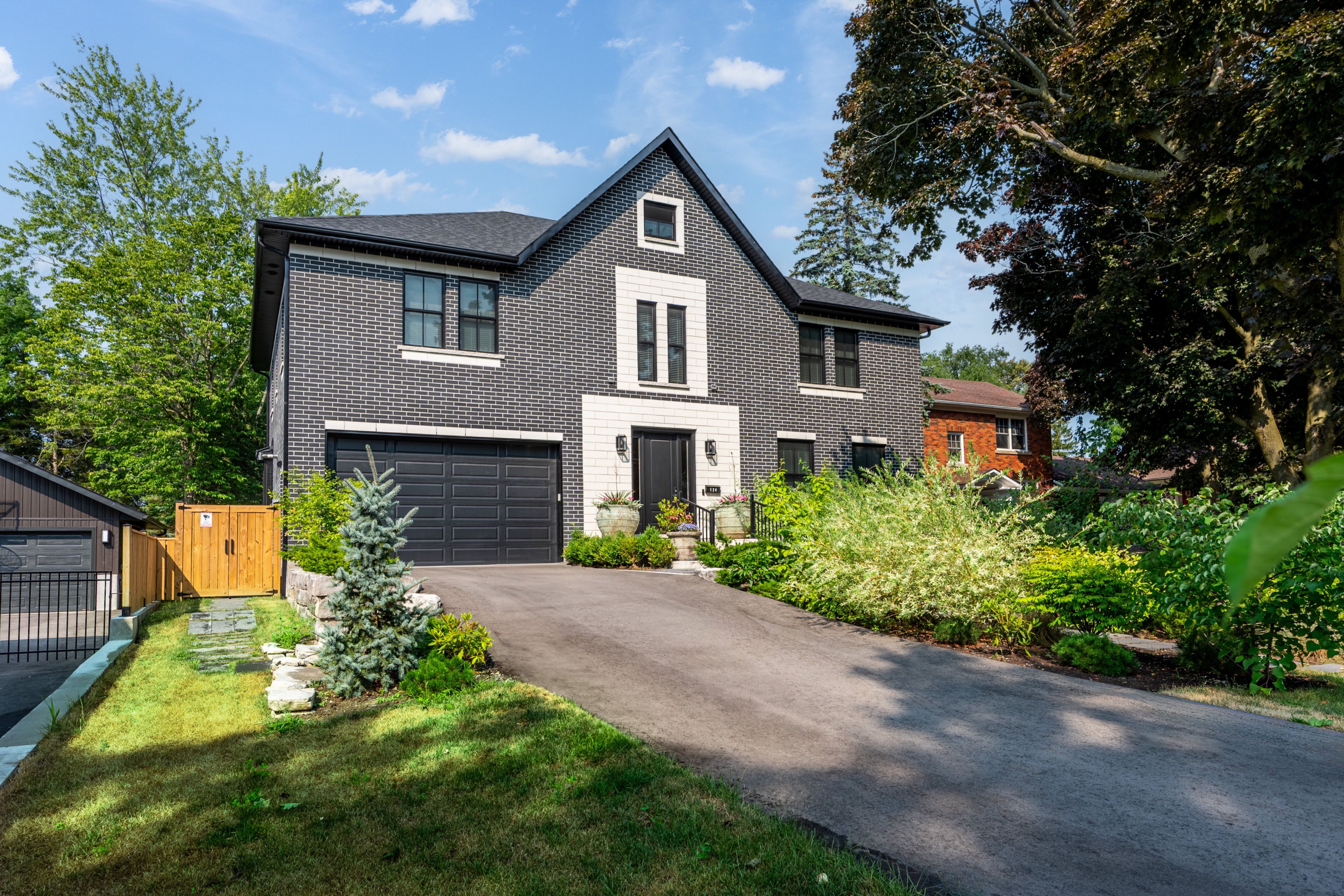 124 Churchill Crescent, Kingston, On K7l 4n2