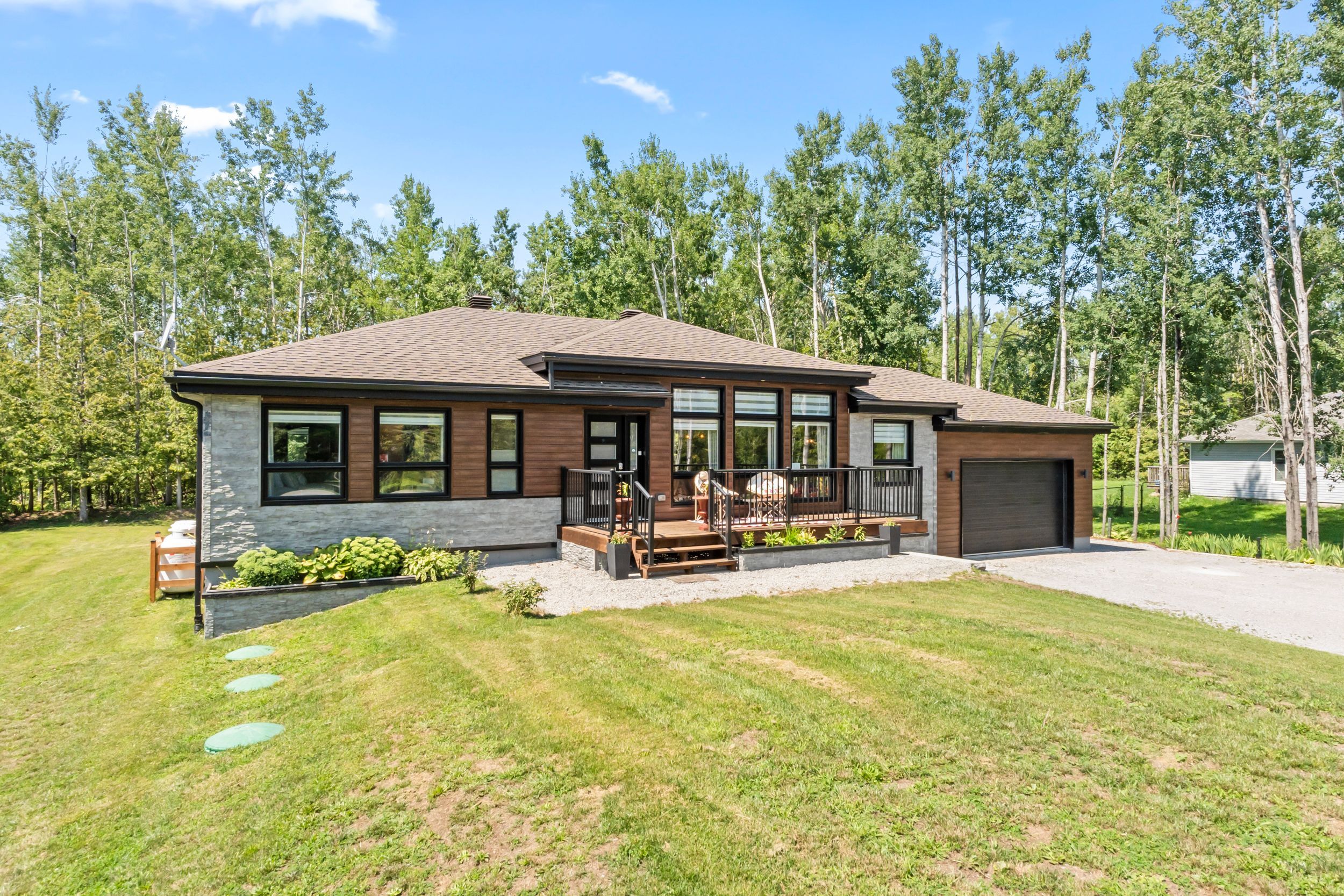 61 Pinewood Boulevard, Kawartha Lakes, On K0m 2t0