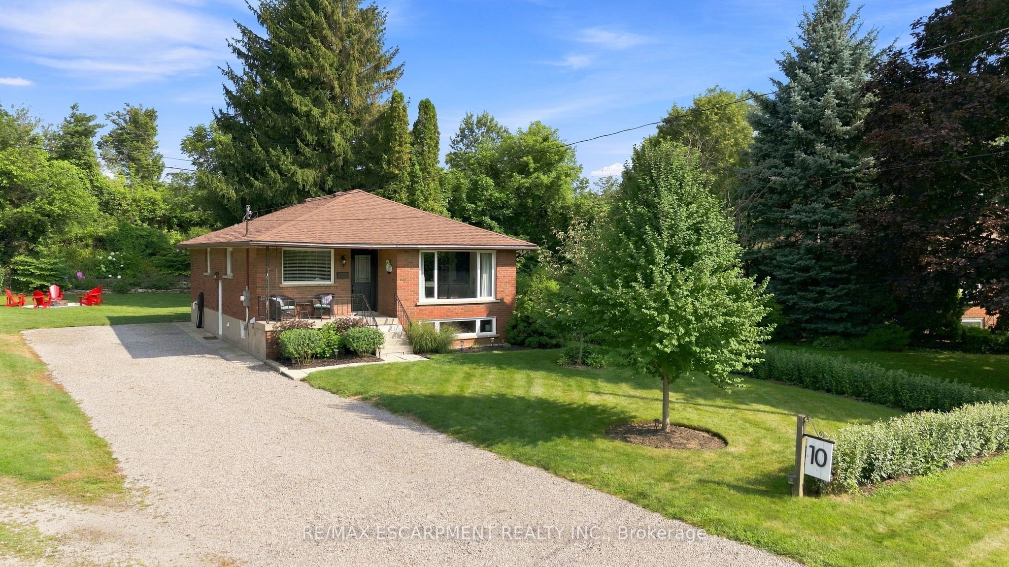 10 Taylor Crescent, Hamilton, On L9h 6b3